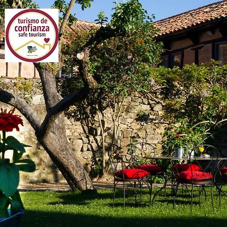 Hotel Posada Santa Maria La Real Aguilar de Campoo Exterior foto
