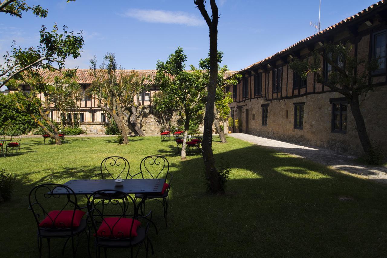 Hotel Posada Santa Maria La Real Aguilar de Campoo Exterior foto