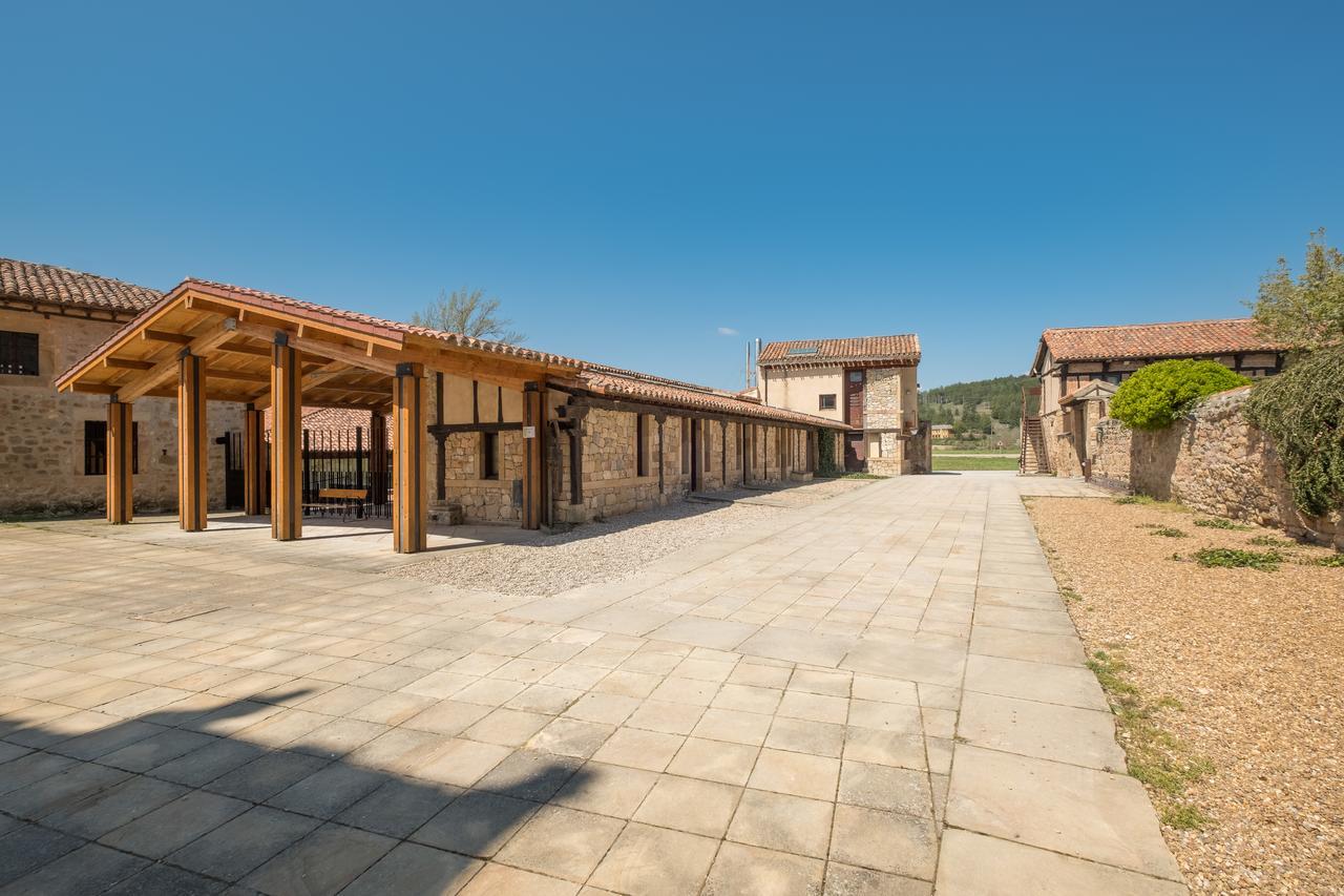 Hotel Posada Santa Maria La Real Aguilar de Campoo Exterior foto